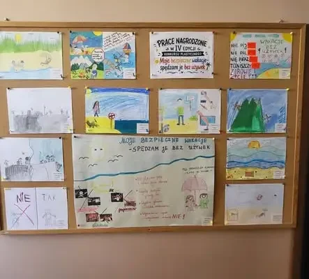 Nagrody rozdane w konkursie plastycznym o bezpiecznych wakacjach w gminie Trzcianne