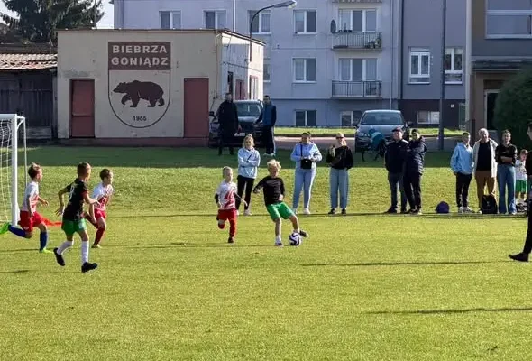 Orlicy E2 z Promienia Mońki niepokonani w turnieju w Goniądzu