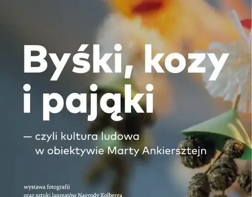 Wystawa kultury ludowej w Monieckim Ośrodku Kultury – fotografie i prace laureatów Nagrody Kolberga