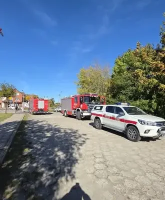 Pożar samochodu osobowego w Mońkach – interwencja straży pożarnej