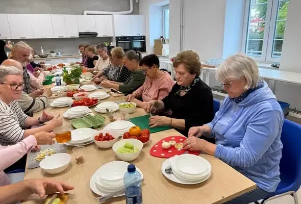 Seniorzy z Gminy Jasionówka uczyli się zdrowego odżywiania