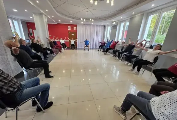 Jasionówka: Seniorzy rozpoczęli cykl warsztatów ruchowo-oddechowych