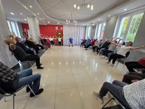 Jasionówka: Seniorzy rozpoczęli cykl warsztatów ruchowo-oddechowych