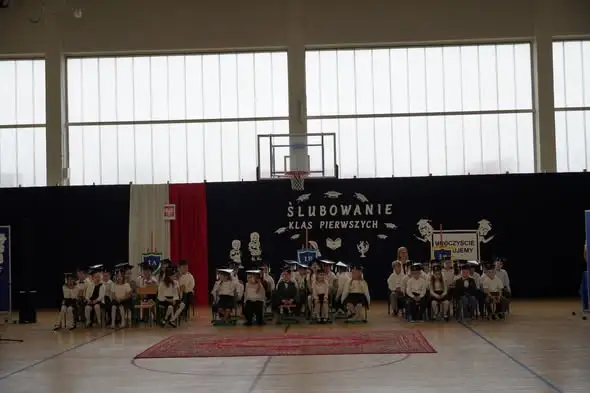 Pierwszoklasiści z Moniek złożyli ślubowanie