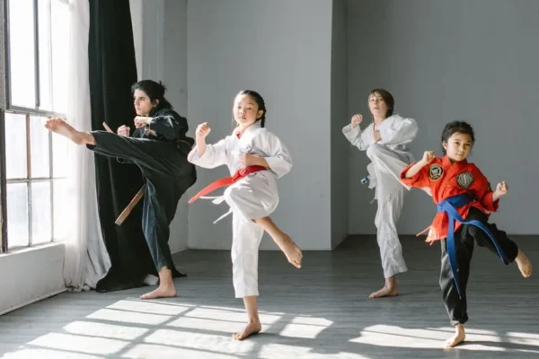 Taekwondo HUZAR w Knyszynie rozpoczęło działalność – pierwszy trening rodzinny za nami